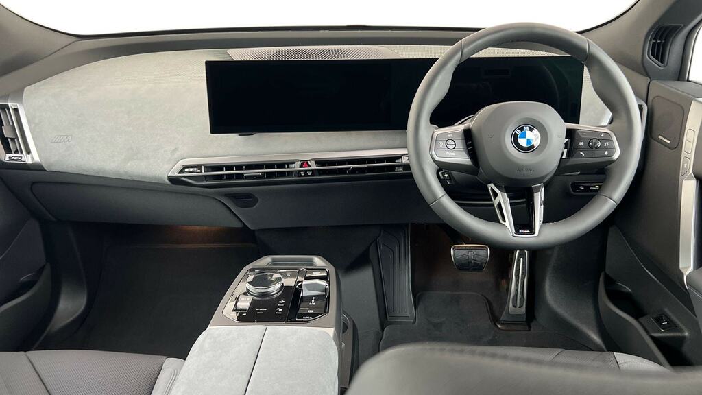BMW iX 400Kw Xdrive60 M Sport 112Kwh Tech BW75FCM Black #4