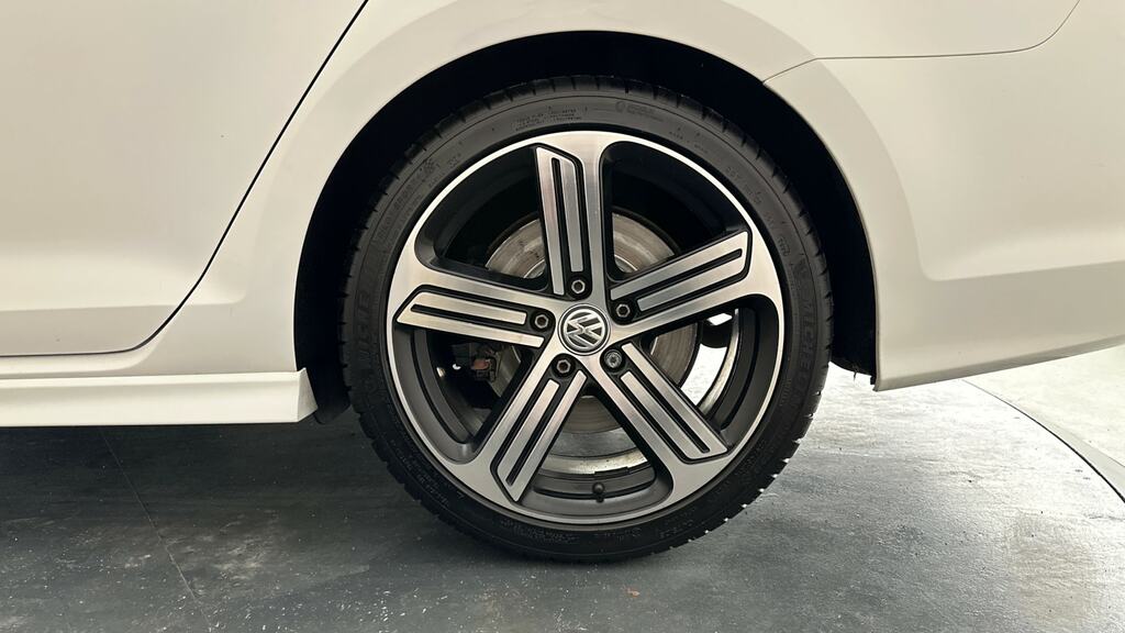 Volkswagen e-Golf 2.0 Tsi R Dsg White #25