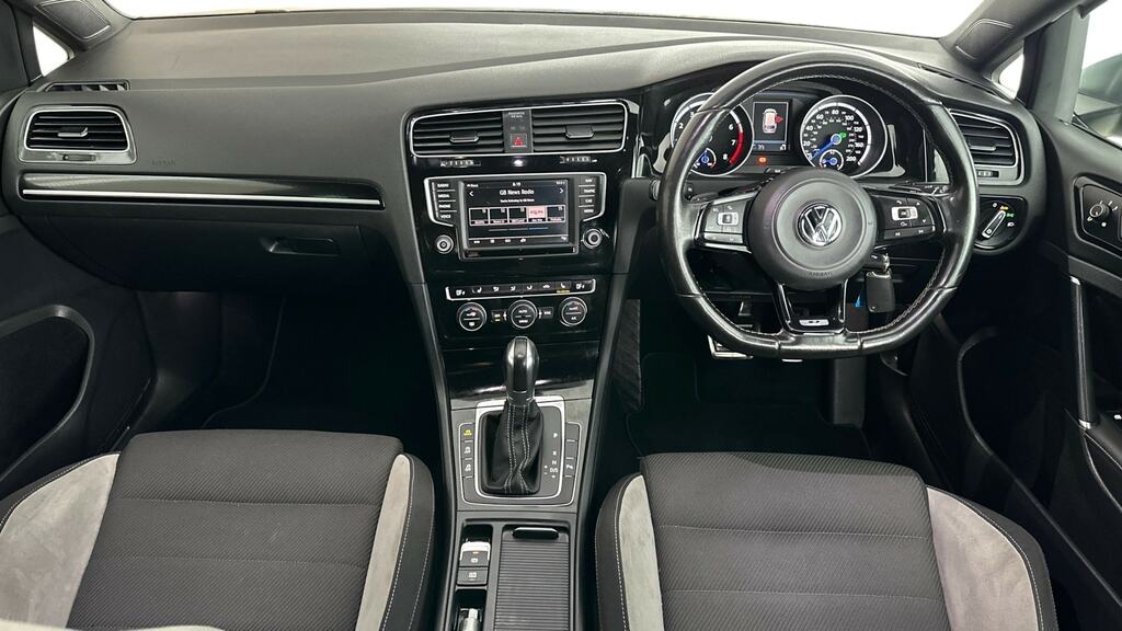 Volkswagen e-Golf 2.0 Tsi R Dsg White #6