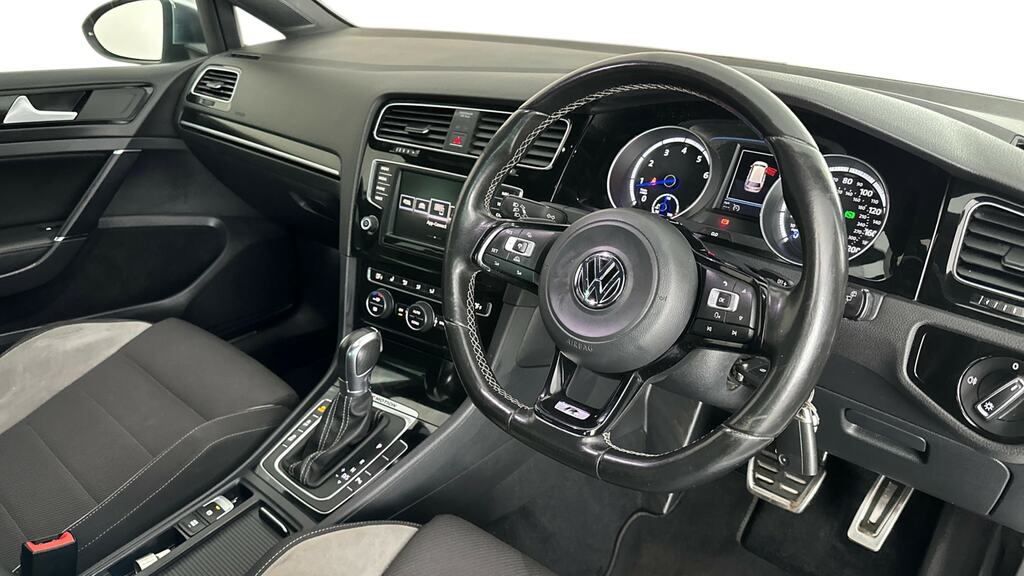 Volkswagen e-Golf 2.0 Tsi R Dsg White #9