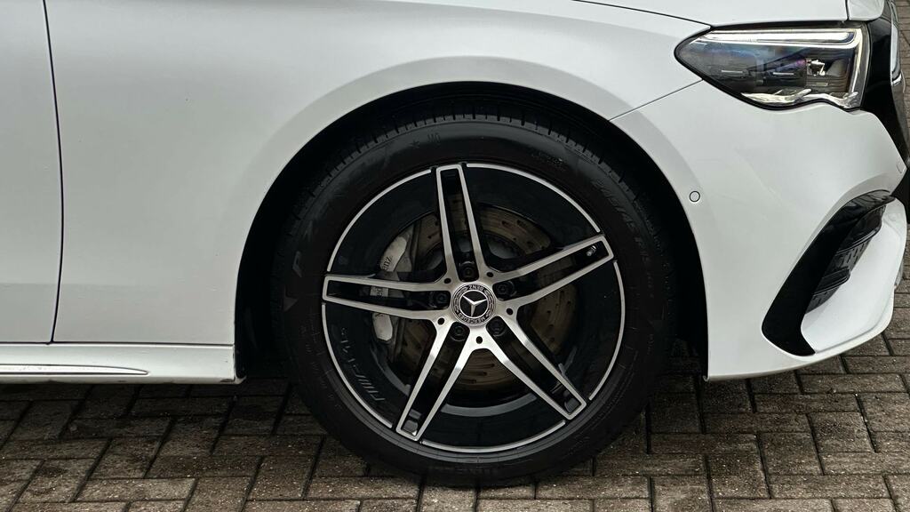 Mercedes-Benz E Class E300e Amg Line Premium 9G-tronic KW74NWH White #5