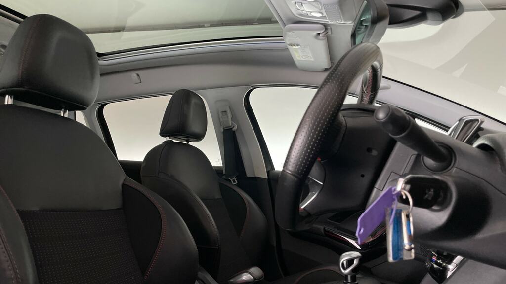 Peugeot e-2008 1.2 Puretech Allure Premium Grey #10