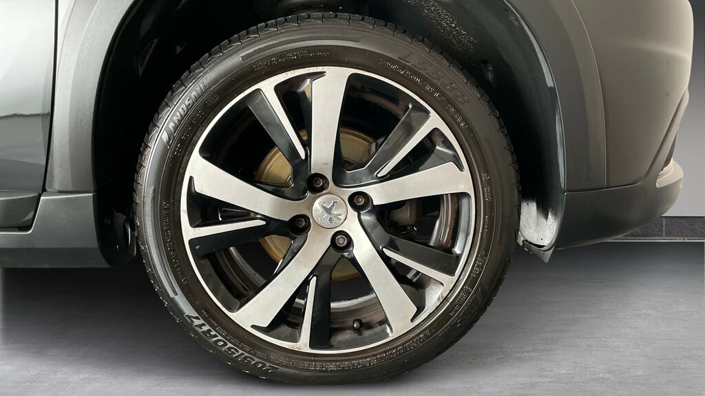Peugeot e-2008 1.2 Puretech Allure Premium Grey #23