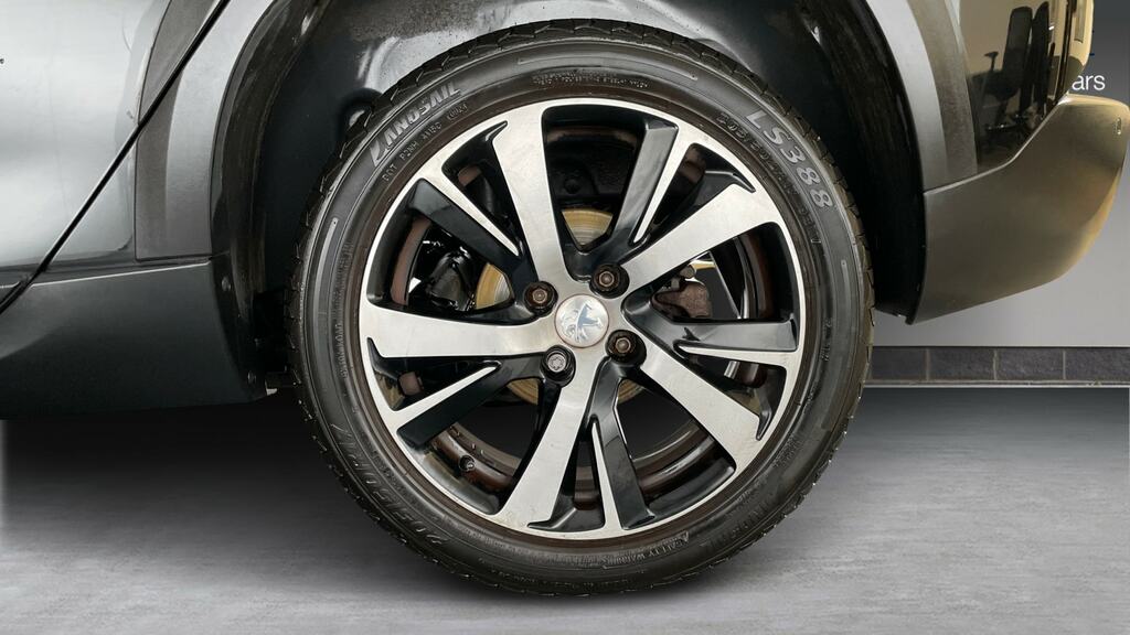 Peugeot e-2008 1.2 Puretech Allure Premium Grey #25