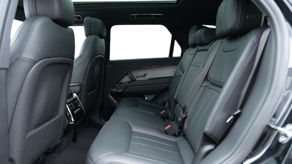 Land Rover Range Rover Sport 3.0 P460e Dynamic Se KN74XSF Black #4