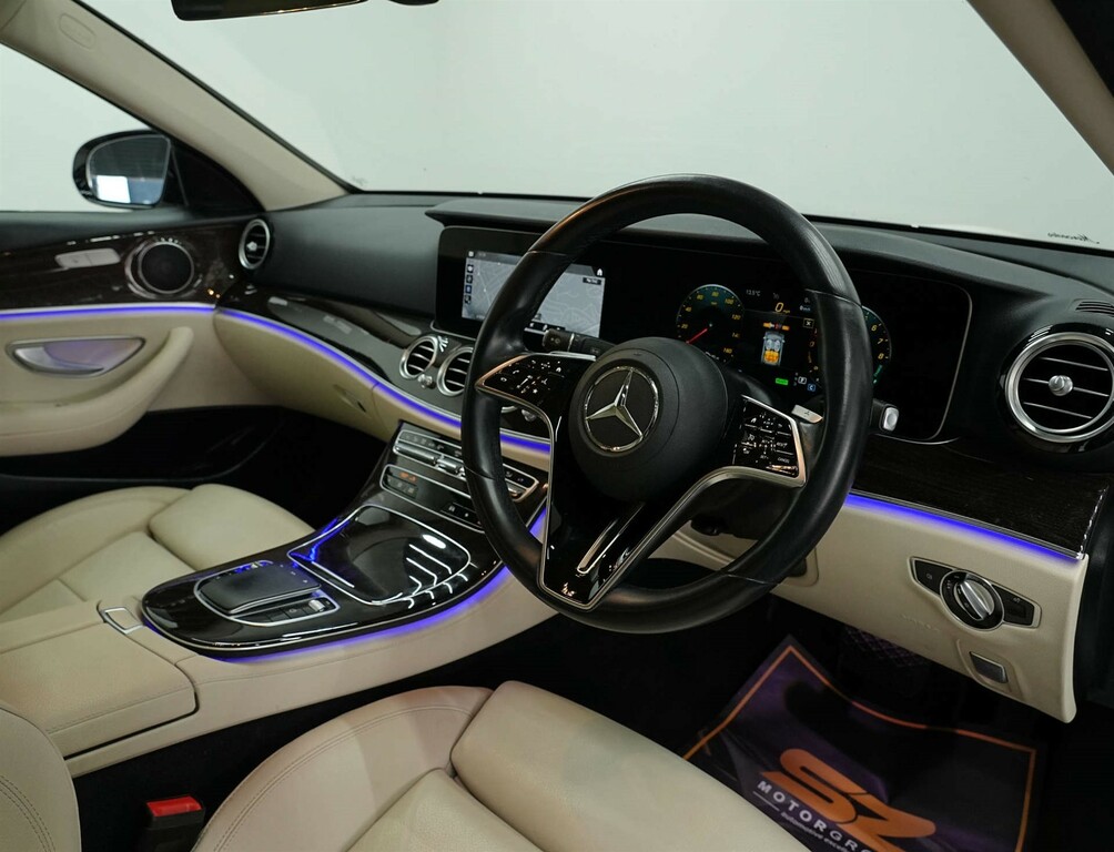 Mercedes-Benz E Class Amg Line Edition E LR22WFT #3