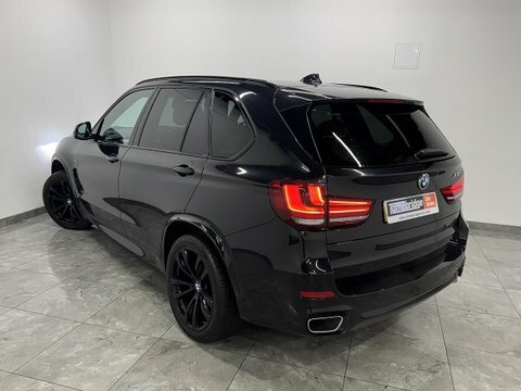 BMW X5 X5 3.0 40D PX15UCT Black #5