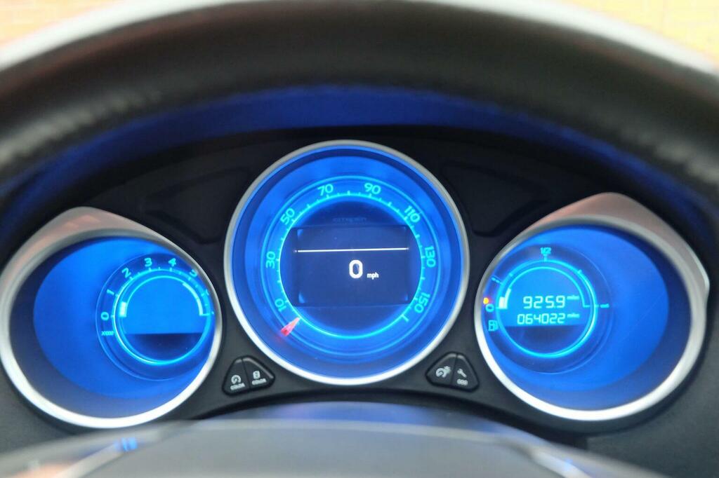 Citroen DS4 Hatchback 1.6 E-hdi Airdream Dstyle Nav Euro 5 S Purple #5