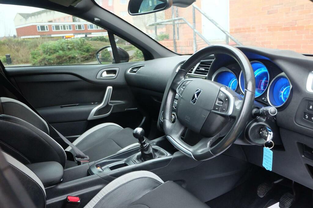 Citroen DS4 Hatchback 1.6 E-hdi Airdream Dstyle Nav Euro 5 S Purple #6