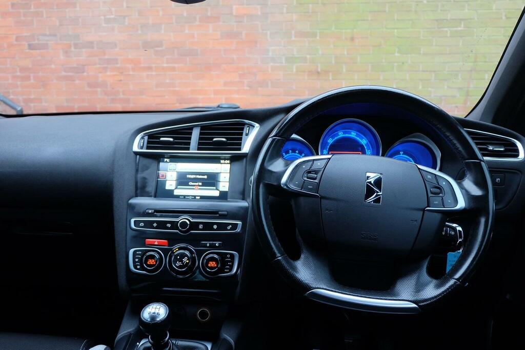 Citroen DS4 Hatchback 1.6 E-hdi Airdream Dstyle Nav Euro 5 S Purple #4