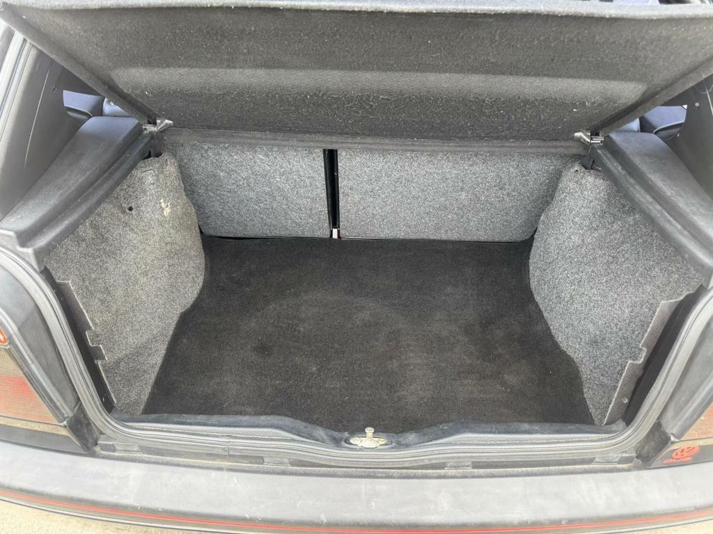 Volkswagen Golf 2.0 Gti Blue #44