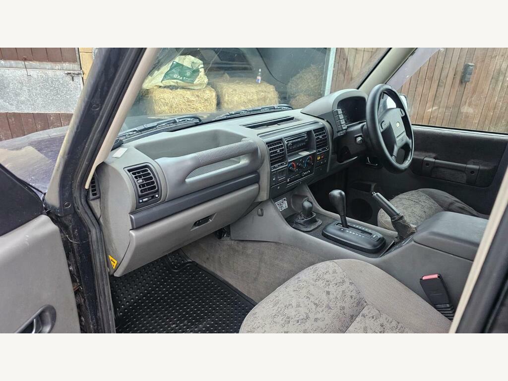 Land Rover Discovery 2.5 Td5 Gs Station Wagon Red #23