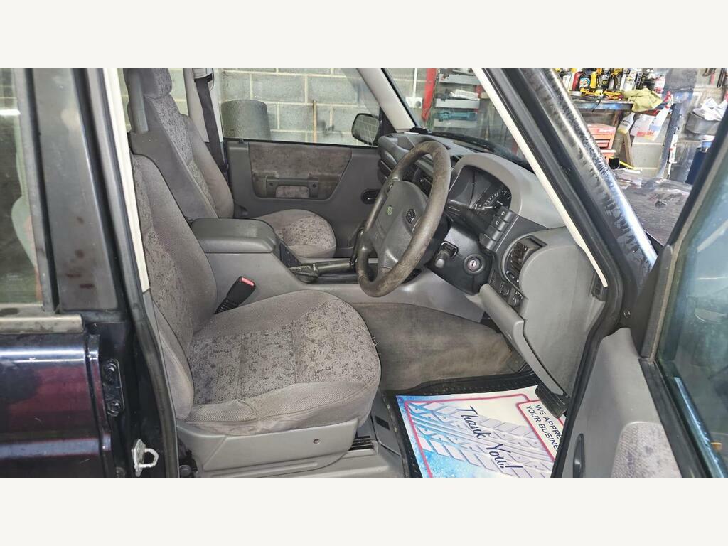 Land Rover Discovery 2.5 Td5 Gs Station Wagon Red #57