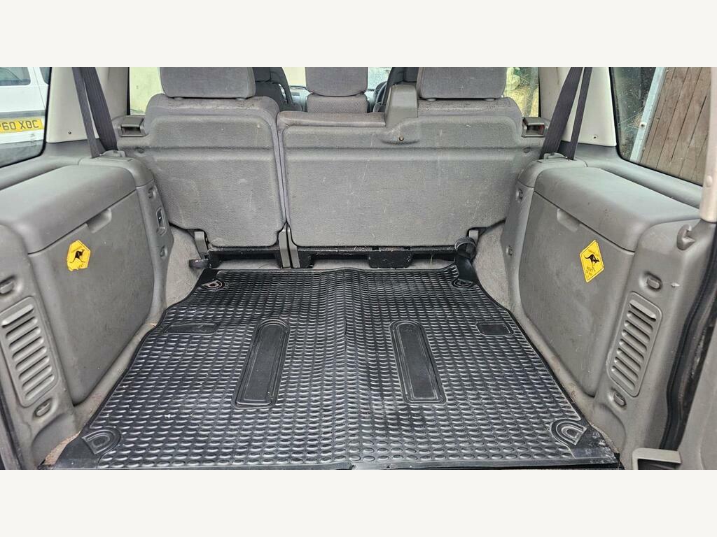 Land Rover Discovery 2.5 Td5 Gs Station Wagon Red #24