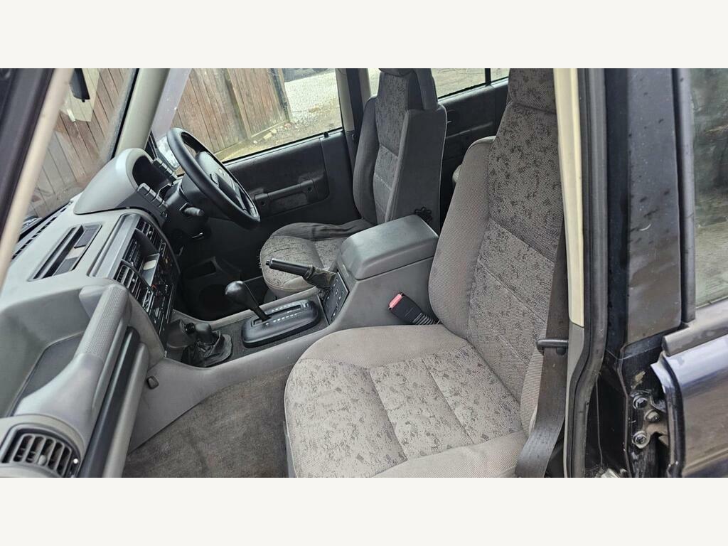Land Rover Discovery 2.5 Td5 Gs Station Wagon Red #21
