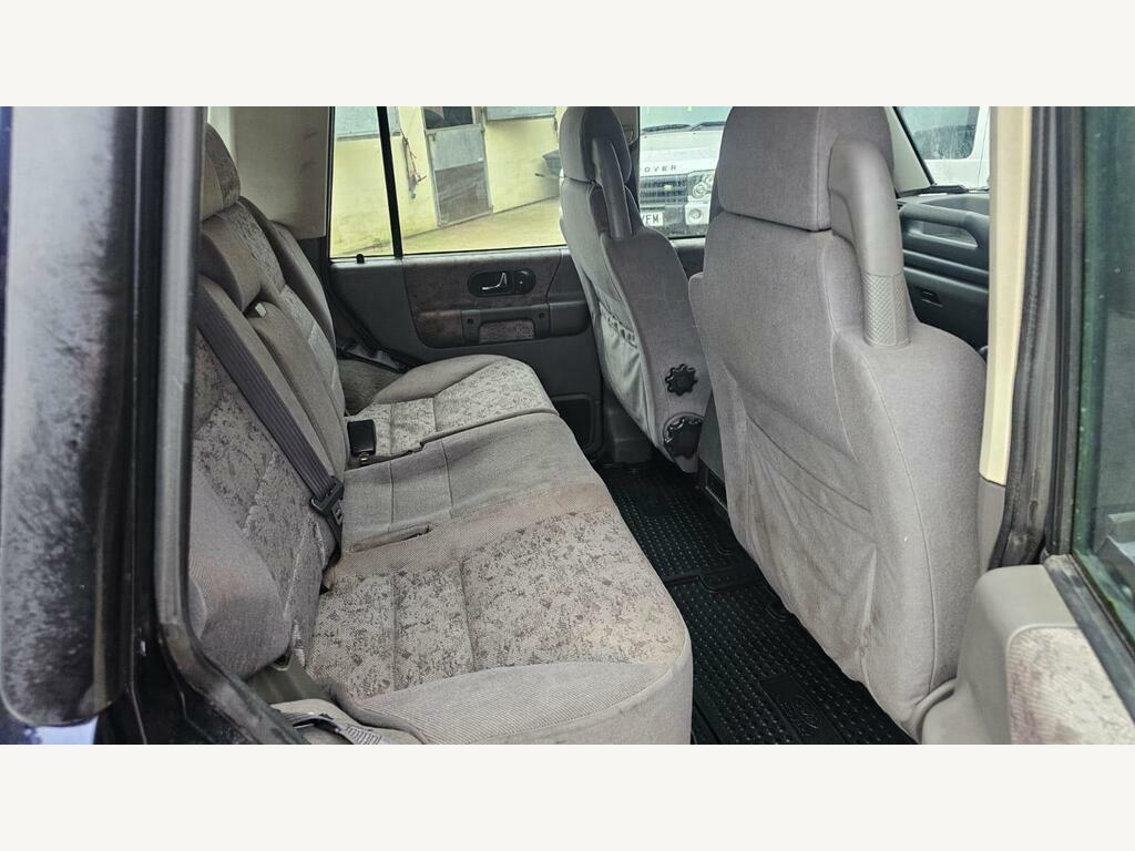 Land Rover Discovery 2.5 Td5 Gs Station Wagon Red #26
