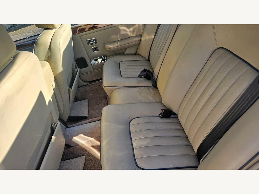 Rolls-Royce Silver Spirit Unspecified White #24