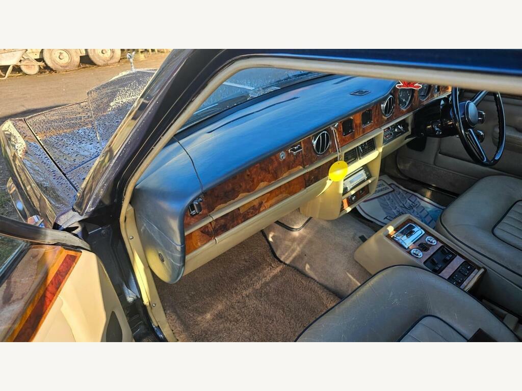 Rolls-Royce Silver Spirit Unspecified White #49