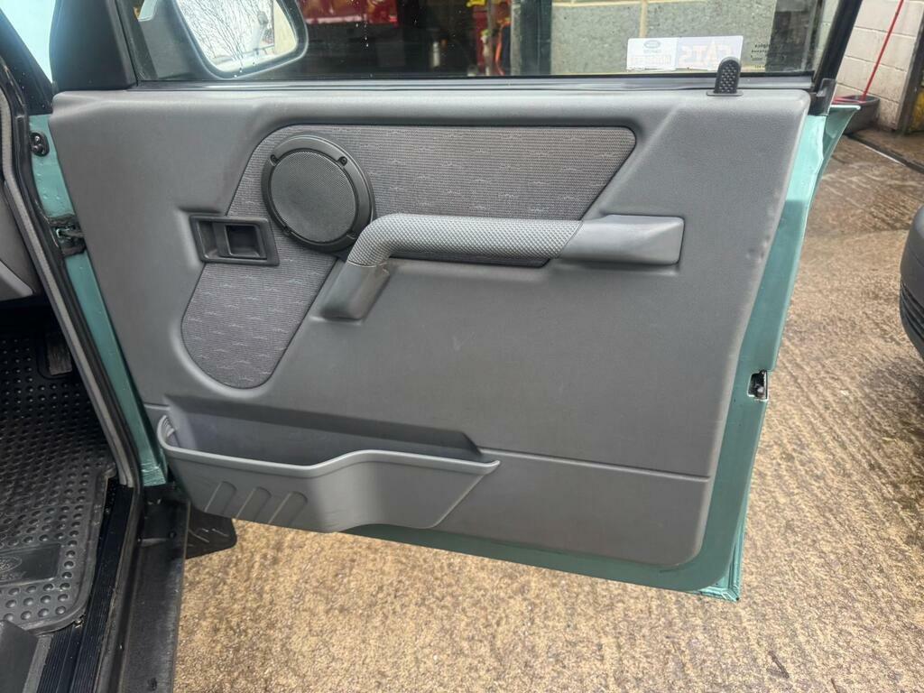 Land Rover Discovery 1 2 V8 Great Condition Appreciating Classic Green #73