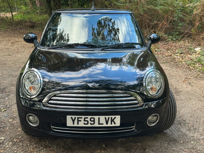 Mini Hatch Convertible YF59LVK Black #2