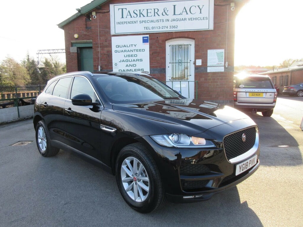 Jaguar F-Pace 2.0 D180 Prestige Black