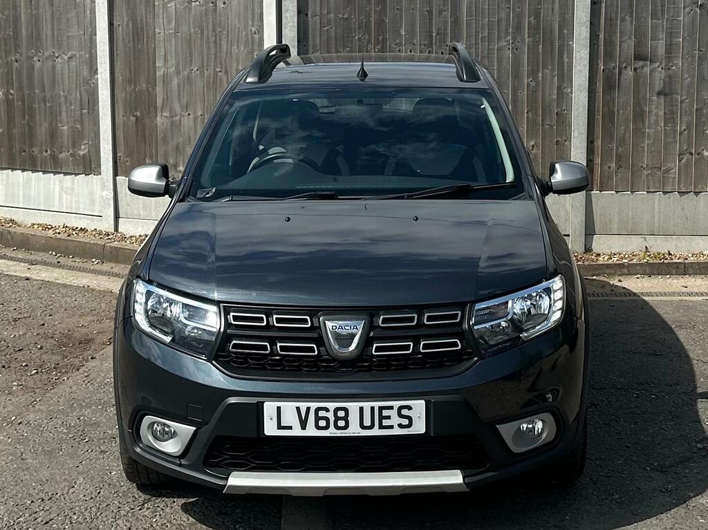 Dacia Sandero Stepway Hatchback 0.9 Tce Comfort Hatchback Man LV68UES Grey #2
