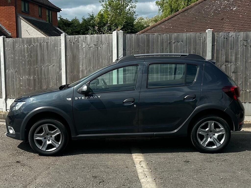 Dacia Sandero Stepway Hatchback 0.9 Tce Comfort Hatchback Man LV68UES Grey #4