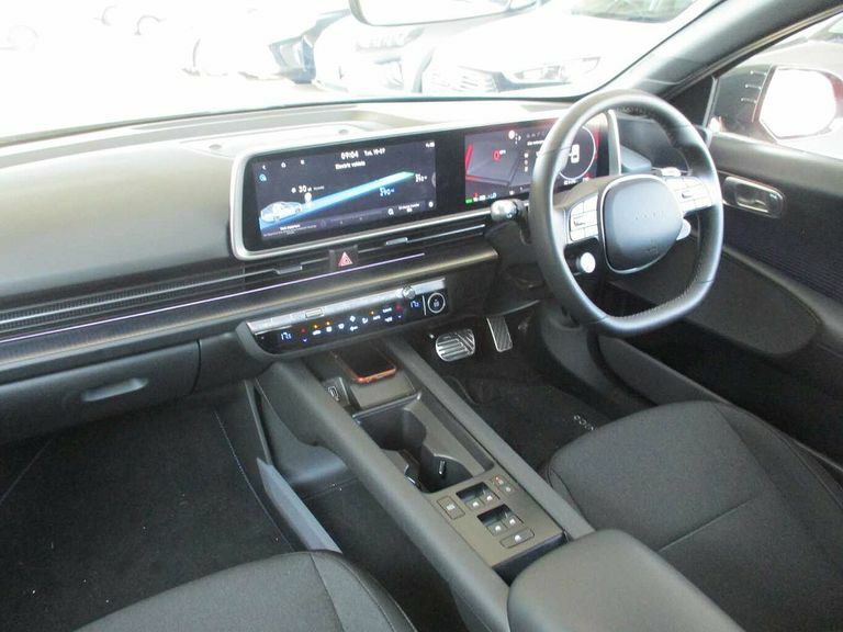 Hyundai Ioniq 6 168Kw Premium 77Kwh GY23UEU Green #2