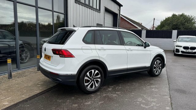 Volkswagen Tiguan Suv 1.5 Tsi Active Euro 6 Ss 202222 OY22HKX White #6