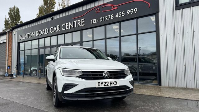 Volkswagen Tiguan Suv 1.5 Tsi Active Euro 6 Ss 202222 OY22HKX White #2
