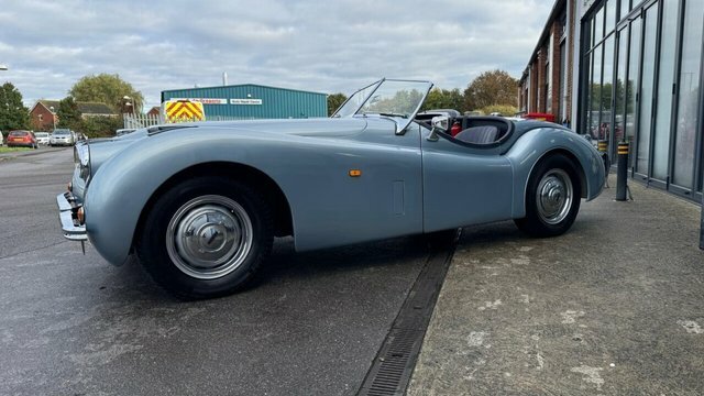Jaguar XK Saloon VSU120 Blue #2
