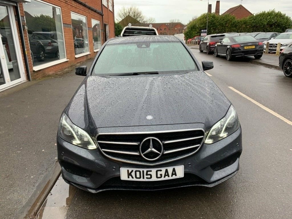 Mercedes-Benz E Class Saloon KO15GAA Grey #3