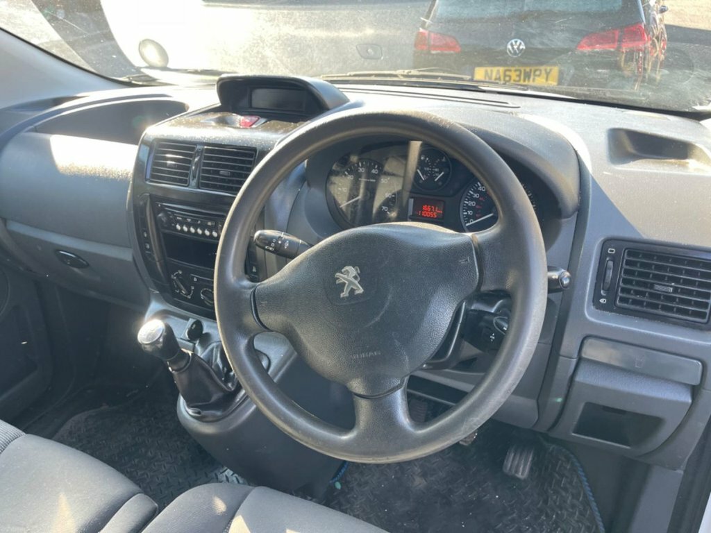 Peugeot Expert Expert 1200 L2h1 Hdi NU64XUN White #5