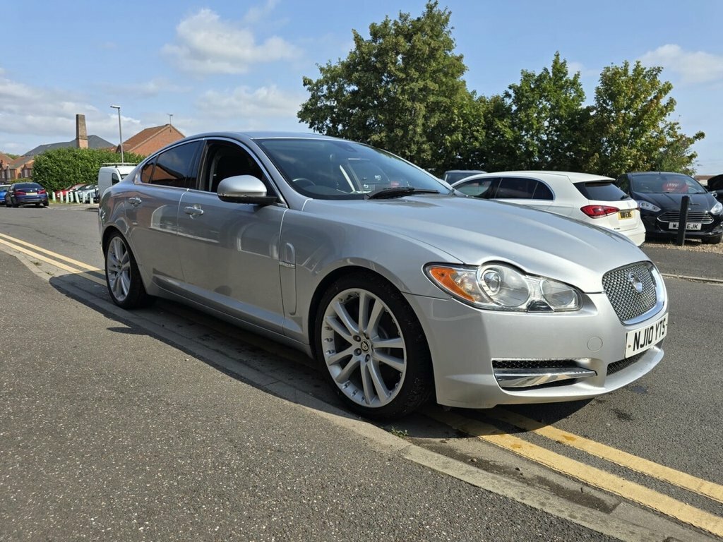 Jaguar XF 3L V6 Premium Luxury Silver