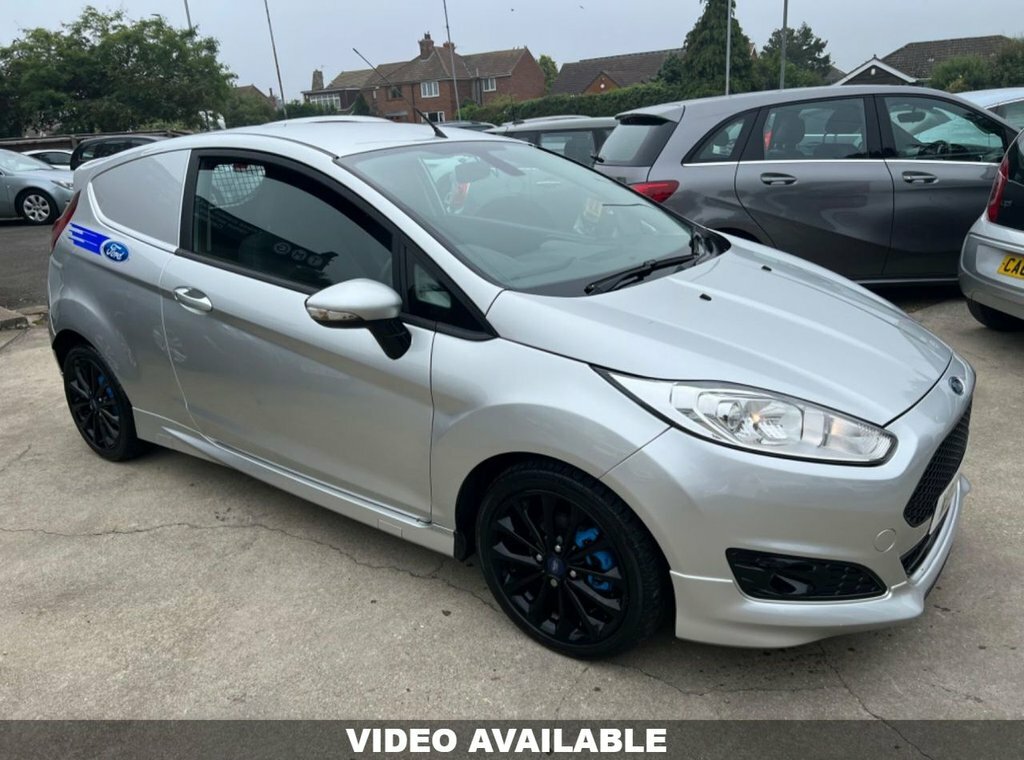 Ford Fiesta Mpv Silver