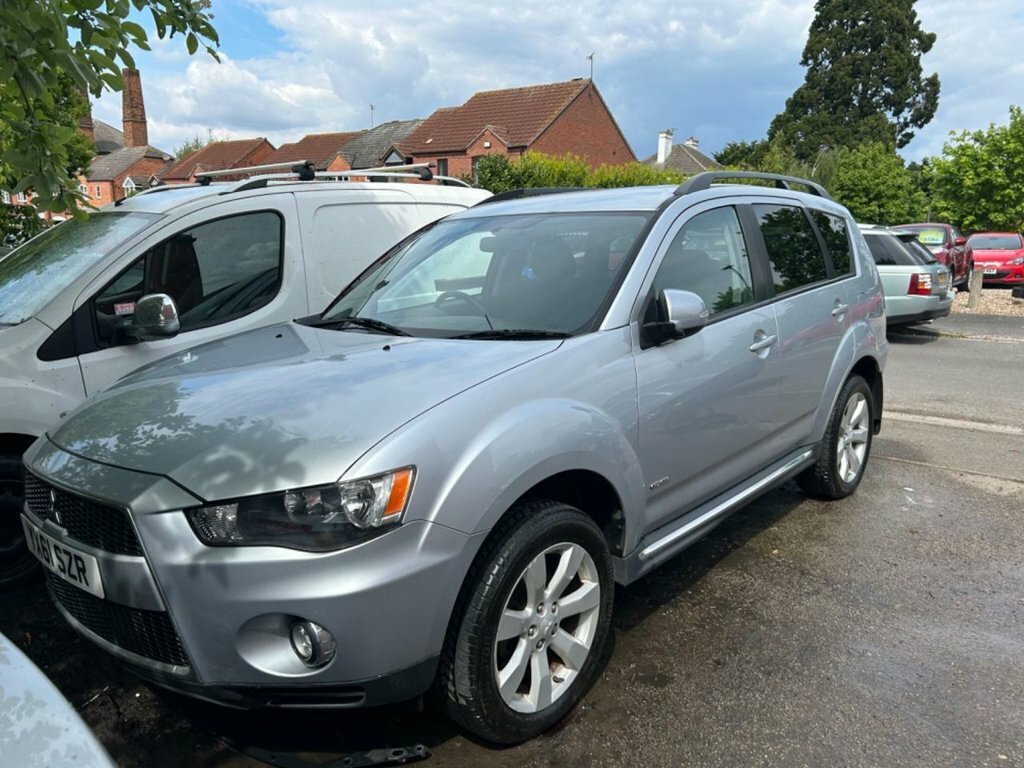 Mitsubishi Outlander Outlander Gx 3 Di-d Silver