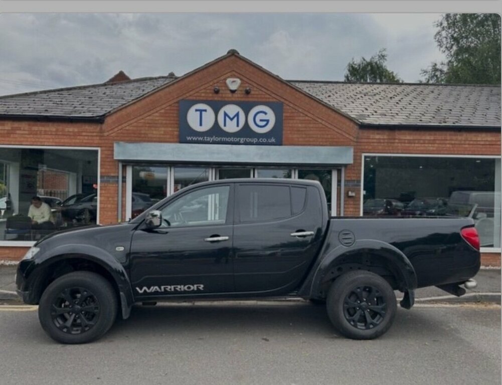 Mitsubishi L200 2.5L Warrior Black