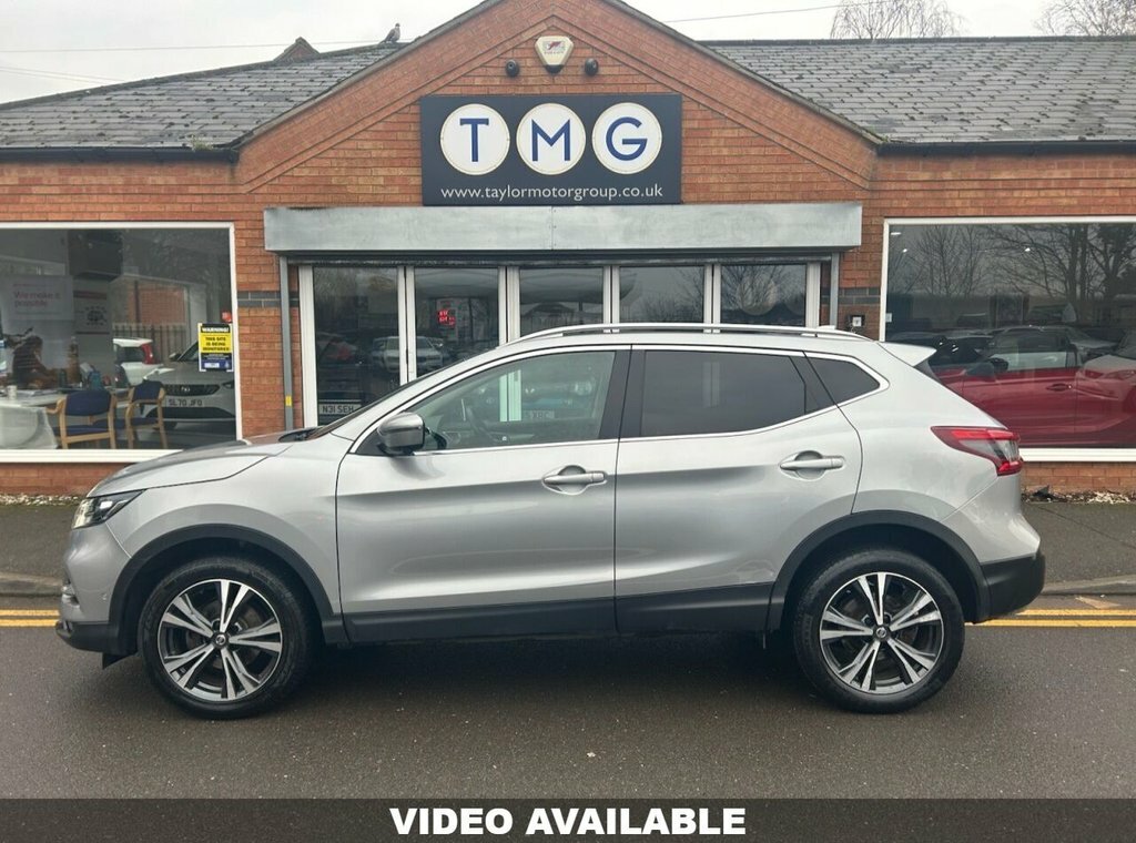 Nissan Qashqai 1.5L N-connecta Silver