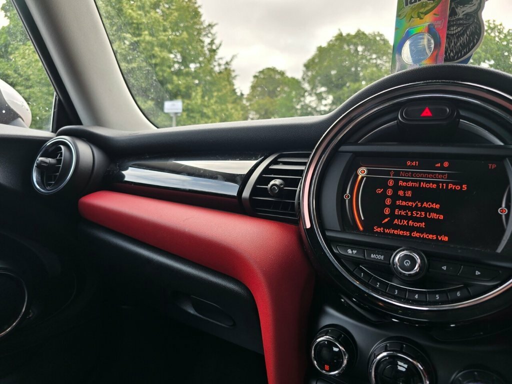 Mini Hatch 1.5L Cooper D Red #6