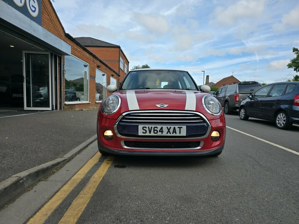 Mini Hatch 1.5L Cooper D Red #2
