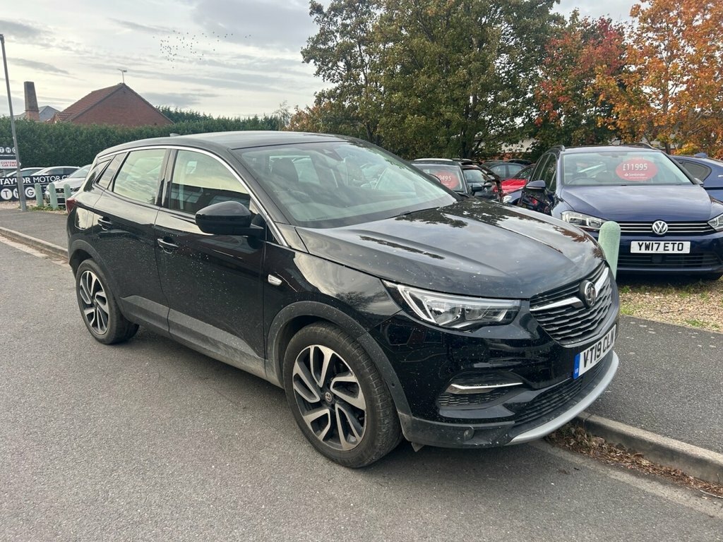 Vauxhall Grandland X 1.2L Tech Line Nav VT19CLN Black #2