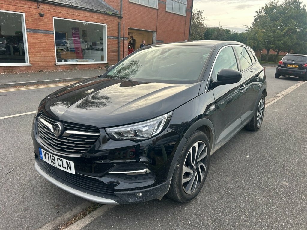 Vauxhall Grandland X 1.2L Tech Line Nav Black