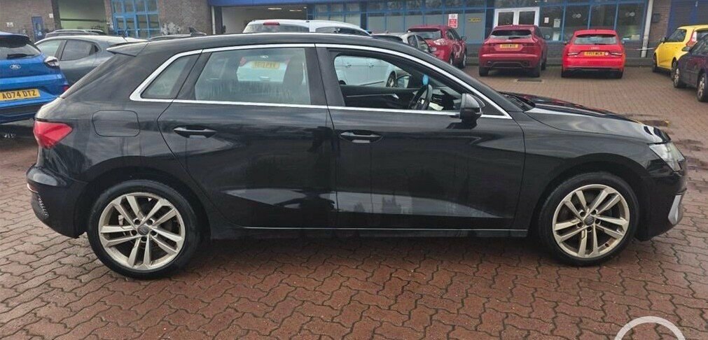 Audi A3 1L Sport YC70LVB Black #3