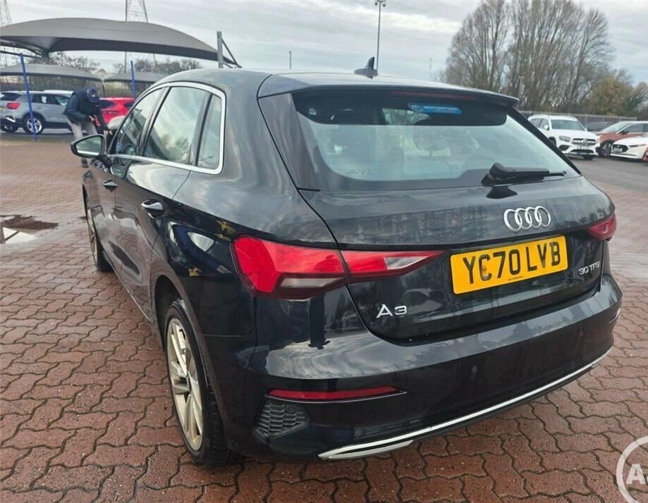 Audi A3 1L Sport YC70LVB Black #5