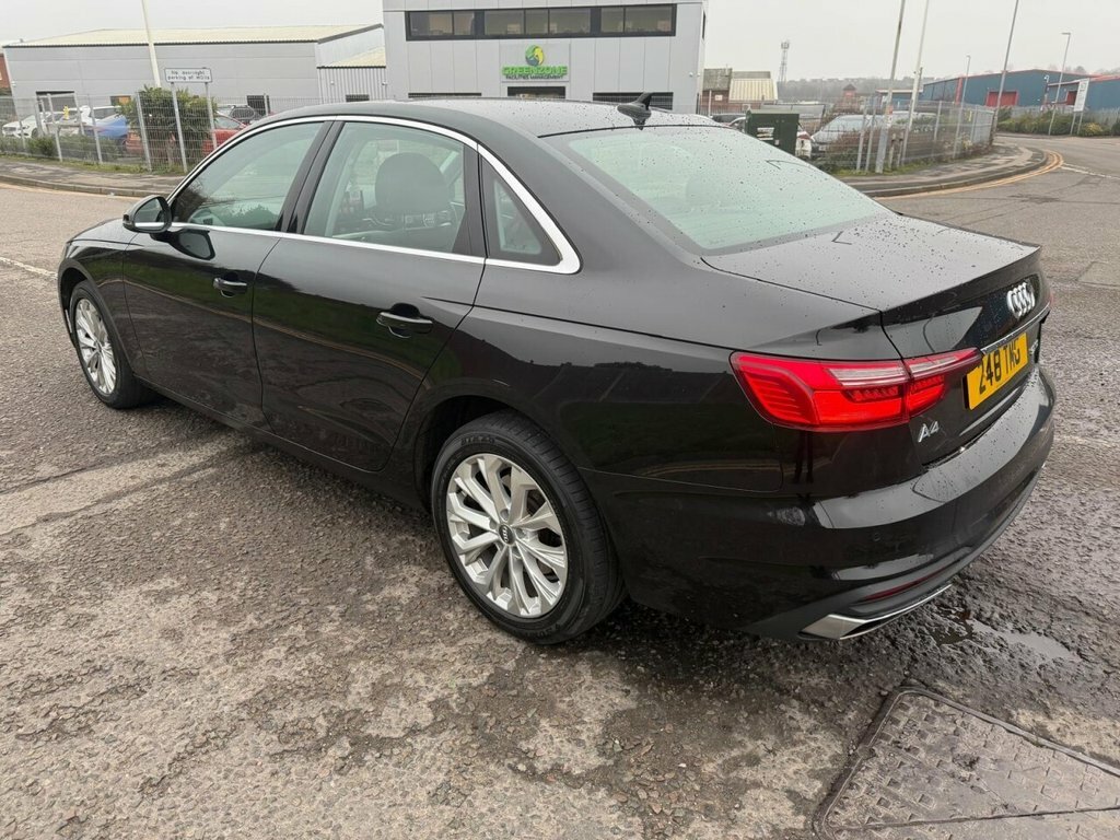 Audi A4 2L Technik  Black #3