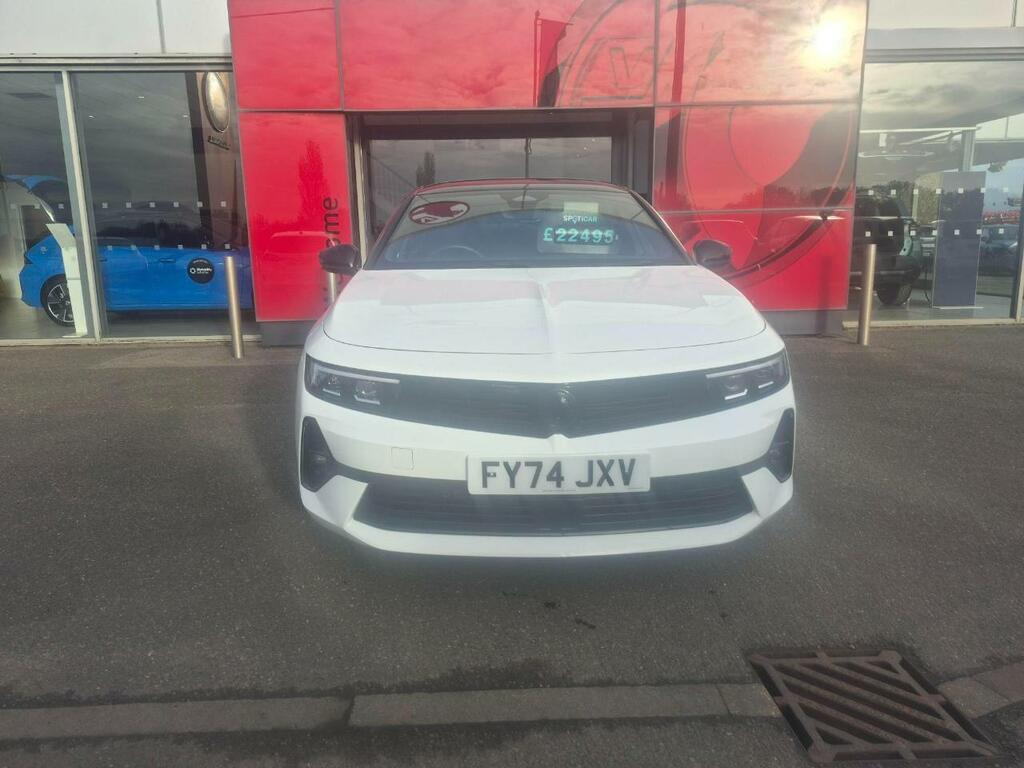 Vauxhall Astra 1.2 Turbo Ultimate Euro 6 S S FY74JXV White #2