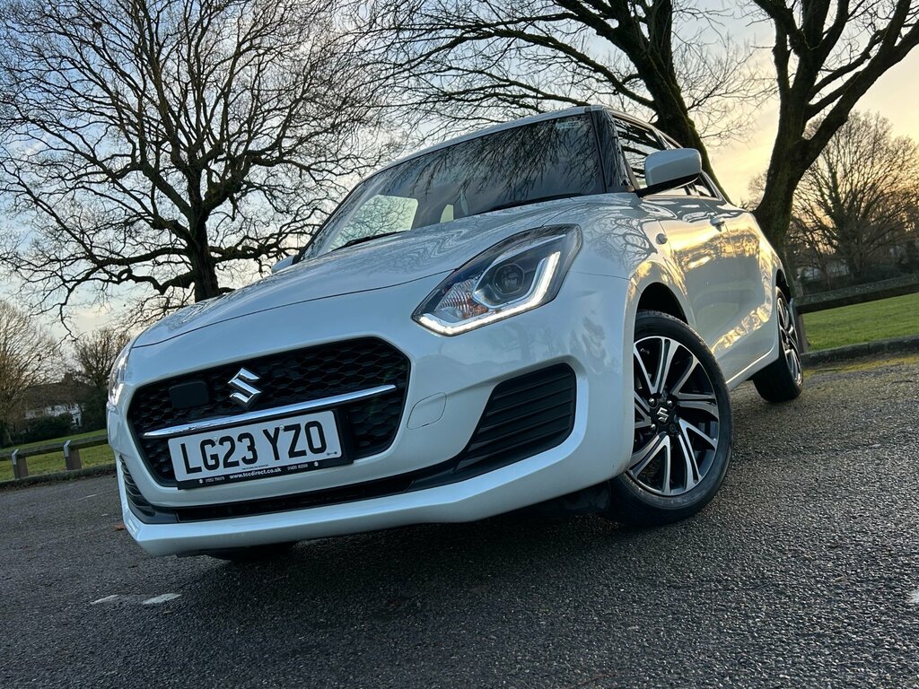 Suzuki Swift 1.2 Dualjet Mhev Sz-l Hatchback Hybrid LG23YZO White #4