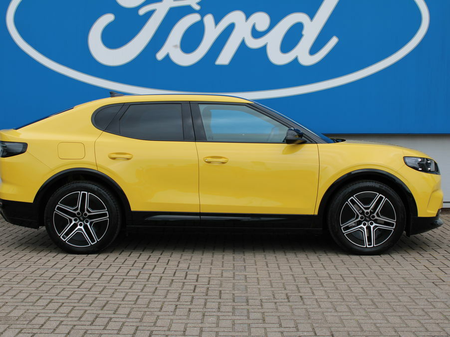 Ford Capri 250Kw Premium 79Kwh Awd AK25KAO Yellow #4