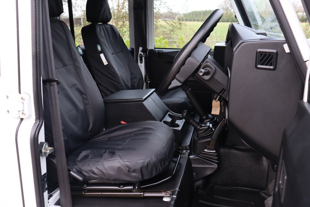 Land Rover Defender 130 Td High Capacity Pick Up Dcb Green #5