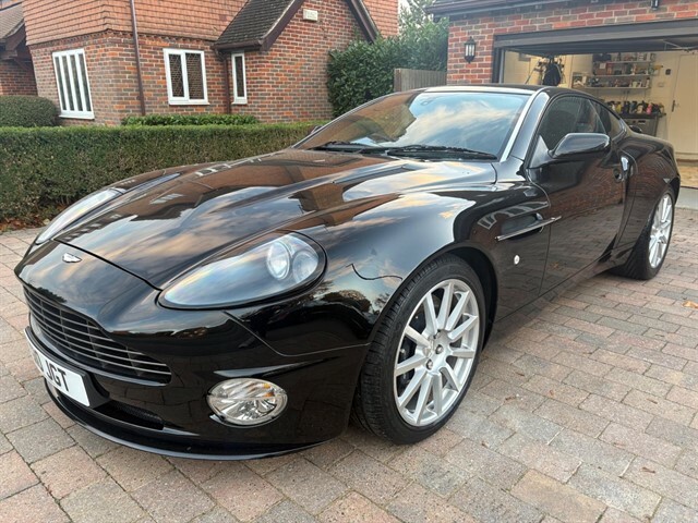 Aston Martin Vanquish 5.9 S #6